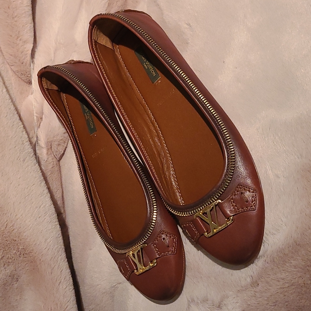 Louis Vuitton ballet Flats